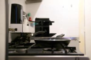 Central Apartment Above Lively Bar in Busy Street 4