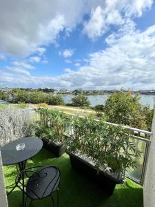 Appartements Lovely T2 de standing face a la rade : photos des chambres
