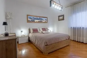 DolomiApartments - Casa Ornella - Predazzo