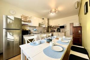 Maisons de vacances Maison de pecheur Cocooning 150m du port : photos des chambres