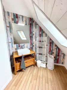 Maisons de vacances Maison de pecheur Cocooning 150m du port : photos des chambres