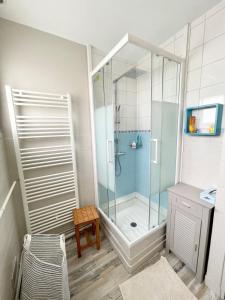 Maisons de vacances Maison de pecheur Cocooning 150m du port : photos des chambres