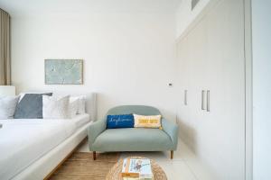 Airstay - Tranquil Studio - Golf Course Views - Monthly Offer Available