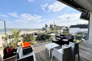 Appartements Luxury T3 neuf de standing Front de mer vue 180 : photos des chambres