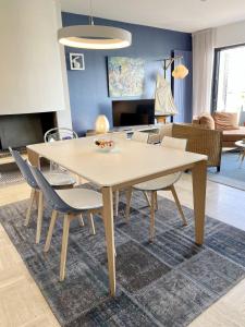 Appartements Luxury T3 neuf de standing Front de mer vue 180 : photos des chambres