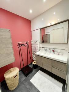 Appartements Luxury T3 neuf de standing Front de mer vue 180 : photos des chambres