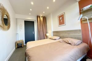 Appartements Luxury T3 neuf de standing Front de mer vue 180 : photos des chambres