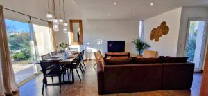 LA CATALANE, Villa Contemporaine en Bord de Mer et Climatisée