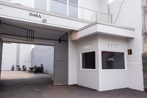 Inara Guesthouse & Villa