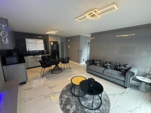 Exclusive Ultra-Luxury A Cut Above Apartments Century City by Vvip Bookings