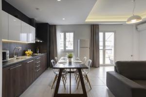 Renovated 3BDR Apartment in the heart of Athens