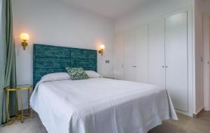 Nice Apartment In Zahara De Los Atunes