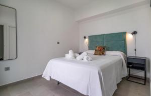 Nice Apartment In Zahara De Los Atunes