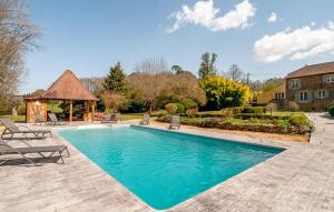 Cozy Home In Frayssinet-Le-Gélat