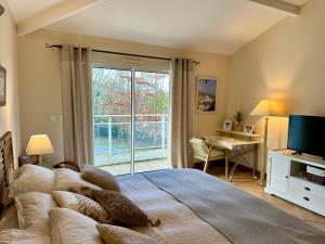 Villas Villa a 5min de Bayonne avec Piscine chauffe et salle de sport : photos des chambres
