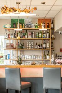 Hotels Brit Hotel Confort Foix : photos des chambres