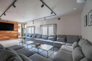 THE Crocus Otaru - Asari-machi