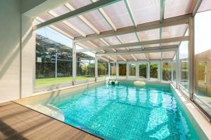 Gyeongju Sky Lake Pool Villa