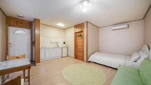 Hongcheon Anga Inn Pension