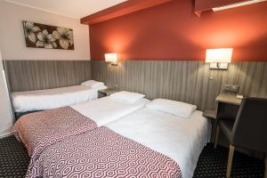 Hotels Brit Hotel Confort Foix : photos des chambres