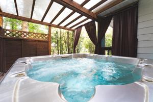 Tivoliville Spa N Poolvilla