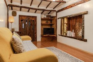 Jeju Wooden Attic Pension