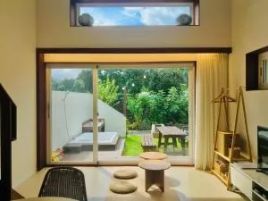 Wasan Stay in Jeju - Hamdŏng-ni