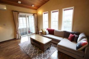 Queens Garden Pension