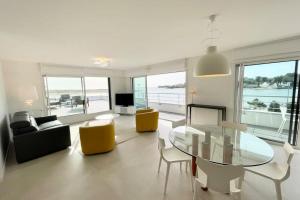 Appartements Luxury Haut Standing Vue mer d'exception 360 : photos des chambres