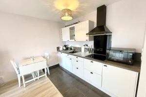 Appartements T2 de standing  Port et plages a pieds : photos des chambres