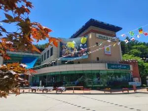 Inje Jajaknamu Stay - Songjŏng-ni