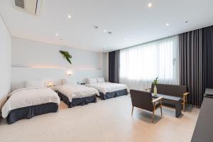 Yeosu Staythedelight Hotel