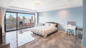 Namhae Annyeong Noeul Pool Villa