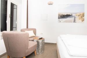 Thomas's cozy room with Breakfast 