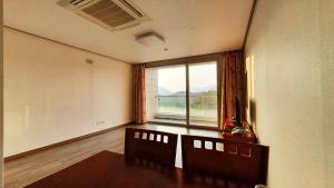 Jecheon Chungpoong Youth Hostel