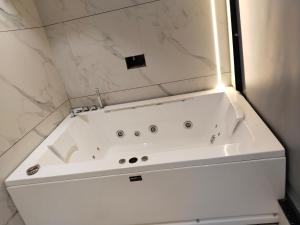 The Royal Velvet Hotel & Resort