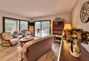 Maison entre les montagnes à Levie