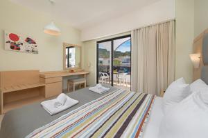 Suite room in Sunny Days Hotel