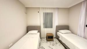 Lüks Deniz ve Doğa Manzaralı Yazlık Ev