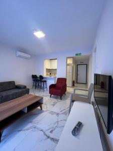 Lüks Deniz ve Doğa Manzaralı Yazlık Ev