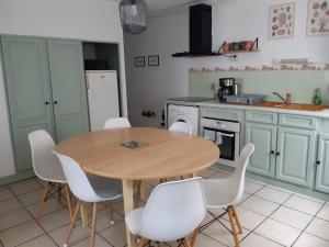 "La maison du pêcheur" - De lespace à 2mn de la mer - 58m2 - 6max