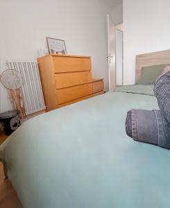 Appartements Spacieux, Wi-Fi, a 2 min a pied du Lac de Creteil : photos des chambres