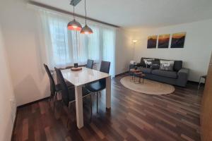 Chalet Lärchenheim, central SaasFee close to AlpinExpress