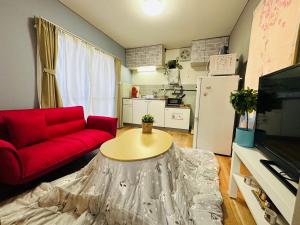 203gblhouse,大阪観光に最高の立地!黒門市場30秒,道頓堀7分,難波駅6分