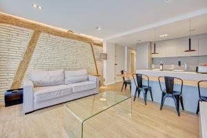 Edificio Joya by Clabao