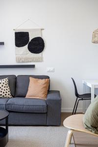 Modern 1 bedroom apartments near Drassanes