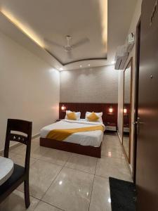 Anushangi Hotel