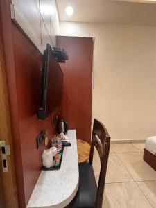 Anushangi Hotel