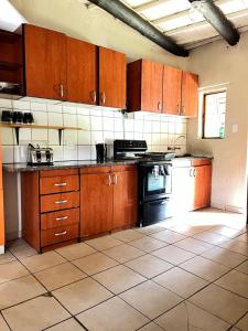 Indlovu Inn Guesthouse