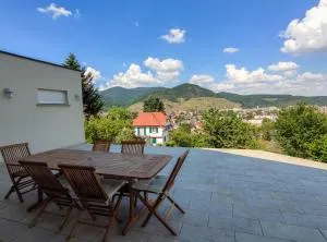 Grande maison avec vue panoramique - Leimbach